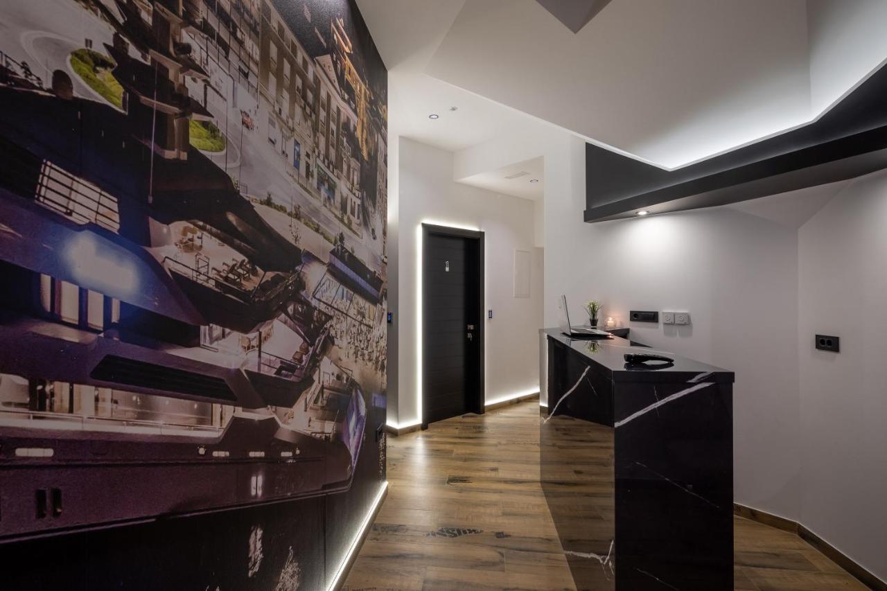 Top Rooms Split Exterior photo