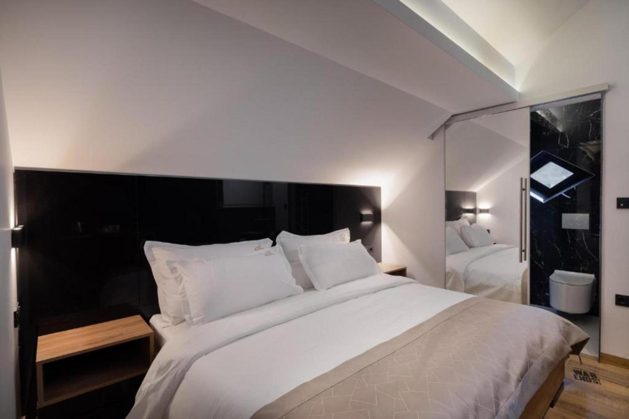 Top Rooms Split Exterior photo