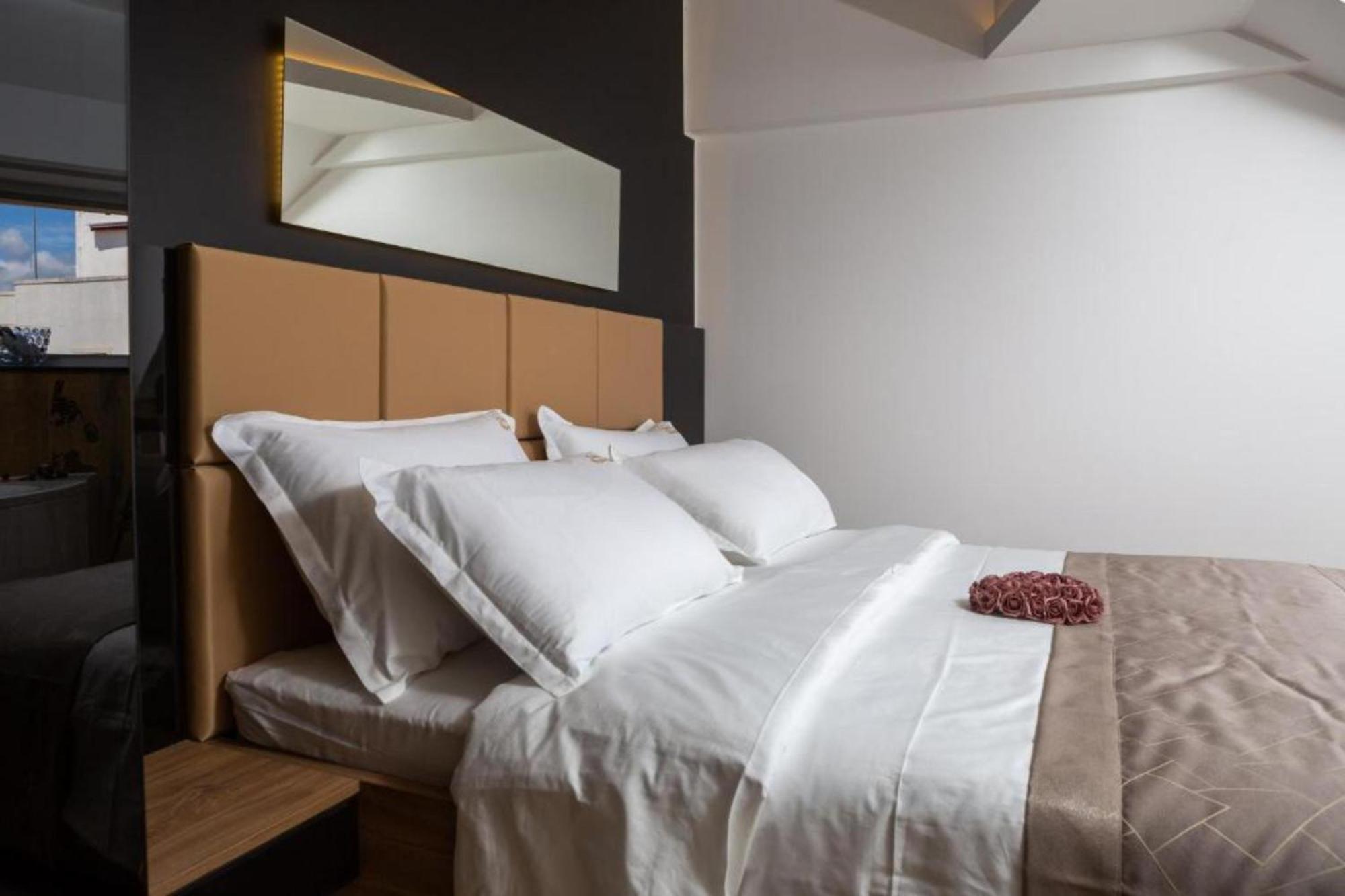 Top Rooms Split Exterior photo